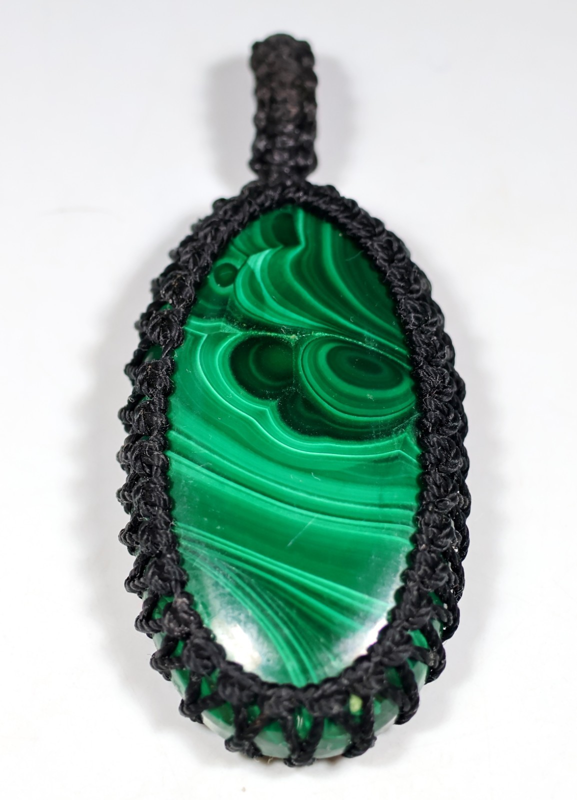 100 Ct 9X25X44 mm Natural Antique Designer Malachite Oval Macramé Pendant 2.26″
