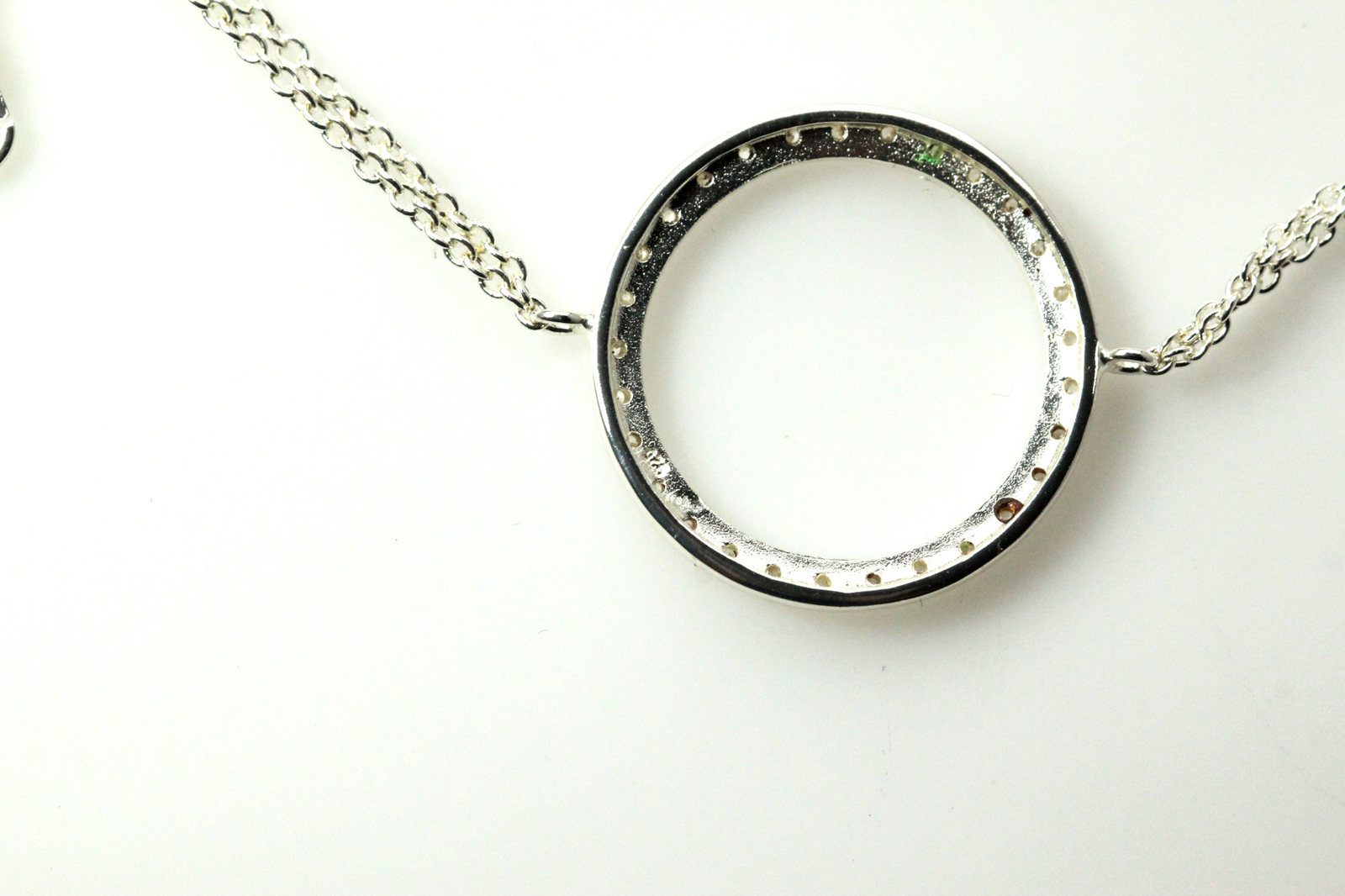 Sterling silver circle on double chain bracelet 6-3/4″ to 7-1/2″ 5 gm (BR3738)