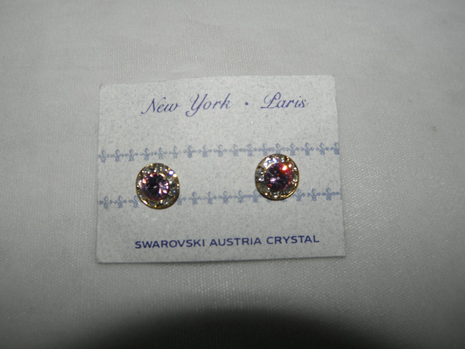 LIGHT ROSE PINK EARRINGS AUSTRIAN CRYSTAL STUD W/ POSTS GOLD TONE NEW