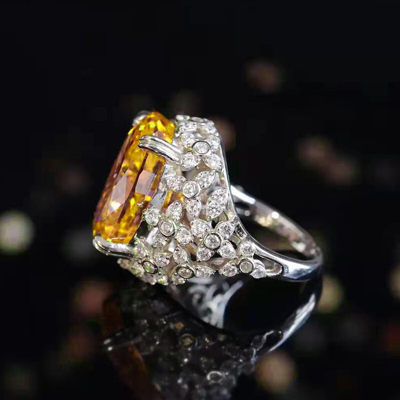 New Classical Oval Cut Yellow Citrine Gemstone Charm Mother Women Silver Rings