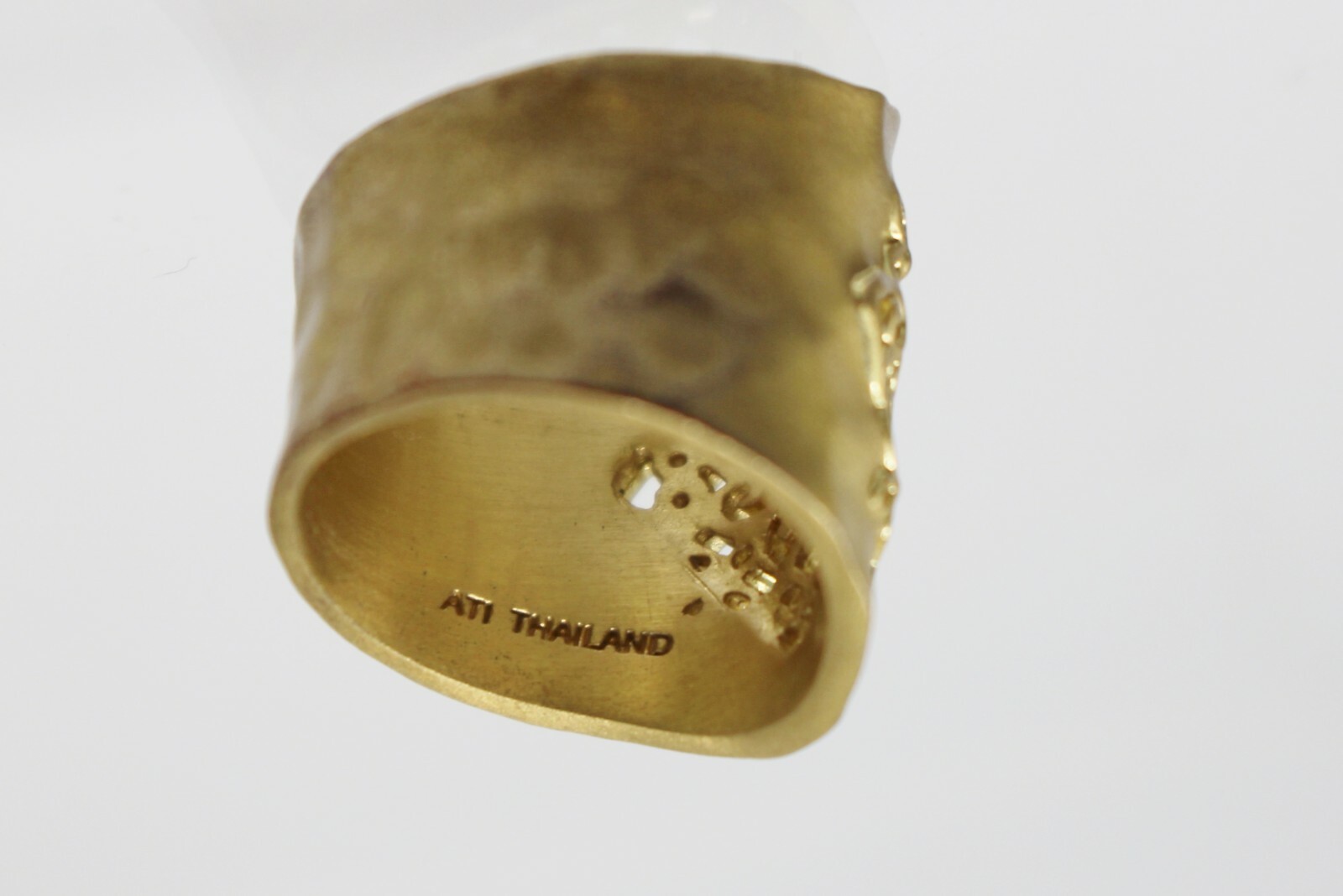 ATI RING Goldtone Filigree Pierced Hammered Size 8 Statement Thailand