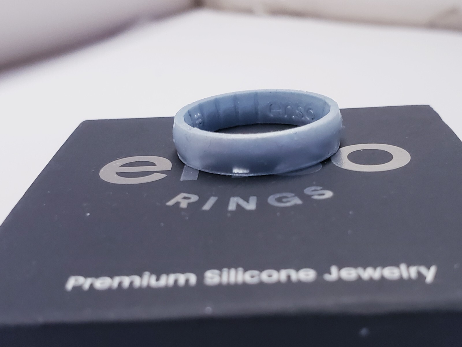 ENSO RINGS ELEMENTS CLASSIC THIN SILICONE RING – DIAMOND SIZE 6