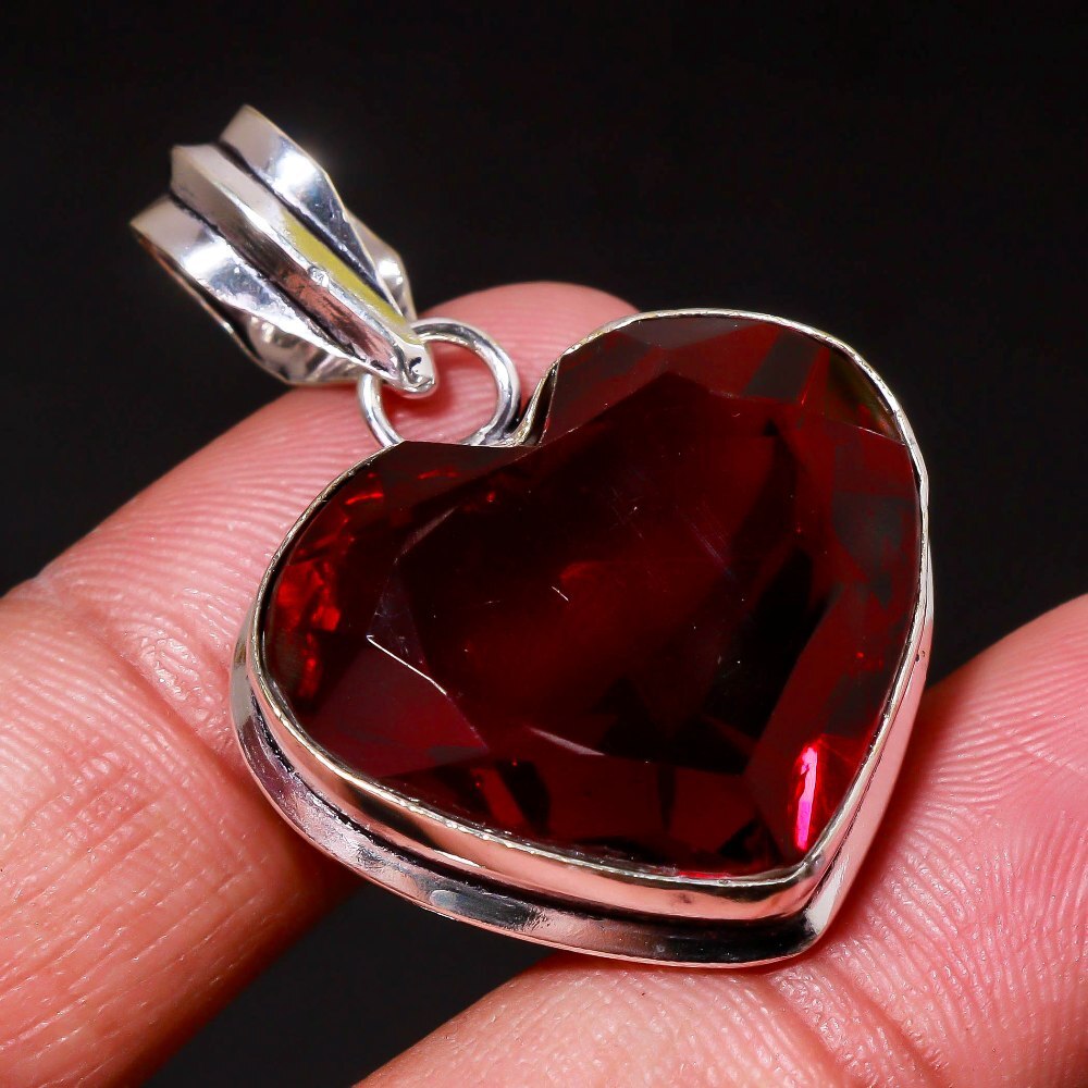 Mozambique Garnet Heart Shape Gemstone 925 Sterling Silver Jewelry Pendant 1.70″