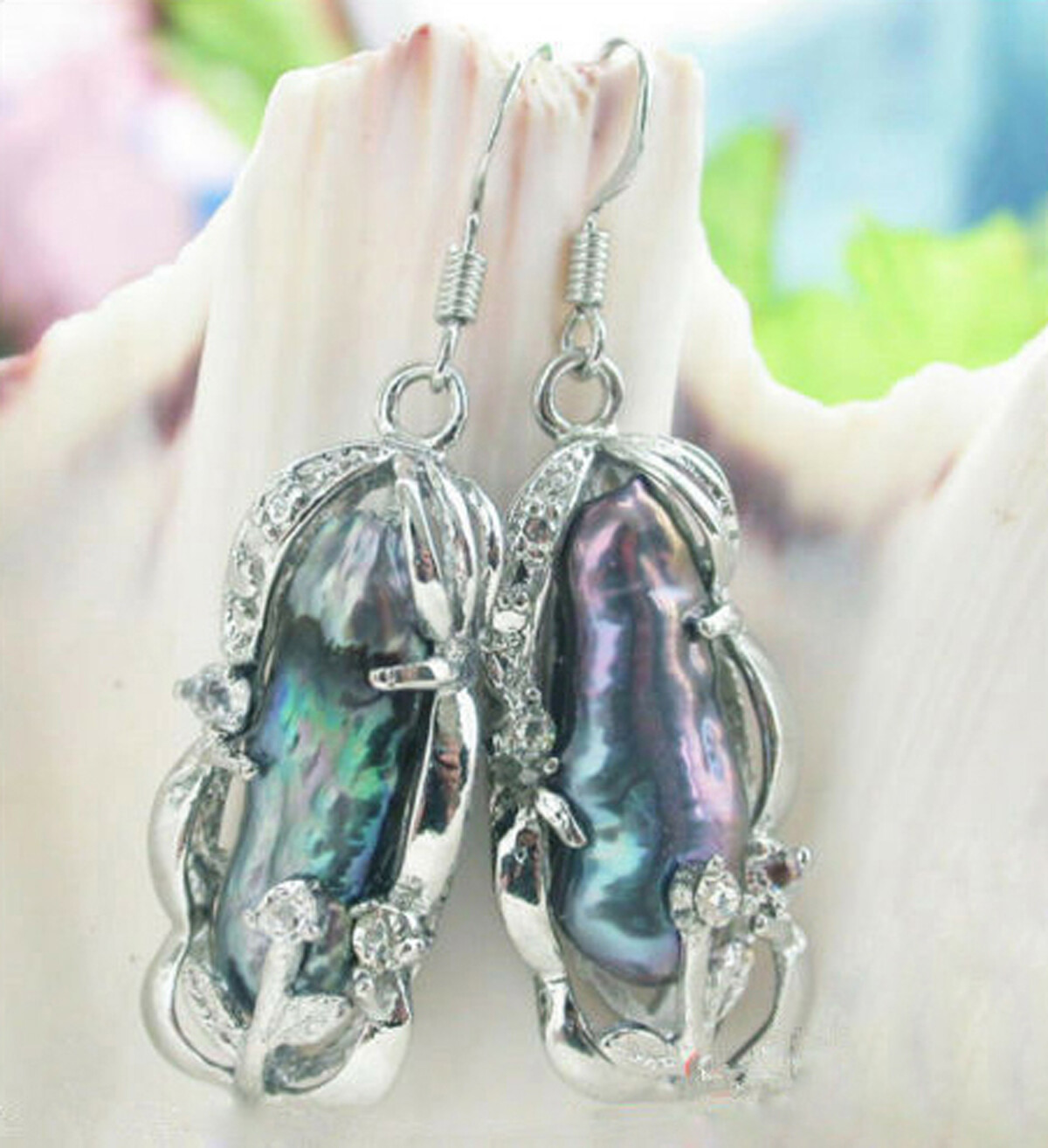 12x26mm Natural White Baroque Biwa Freshwater Pearl Dangle Silver Hook Earrings