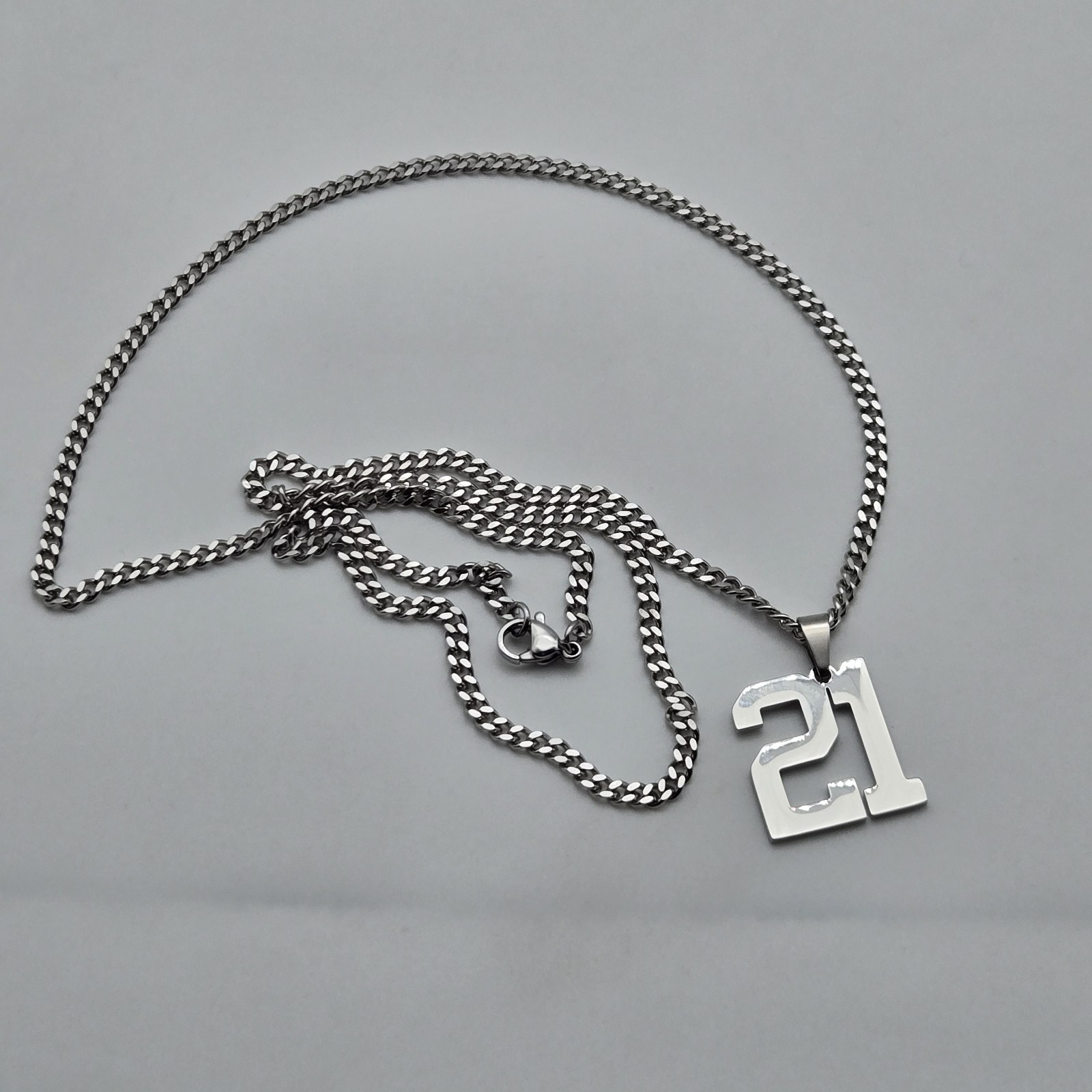 #21 BASEBALL FOOTBALL NUMBER Pendant Charm / 18″-24″ STAINLESS CHAIN NECKLACE
