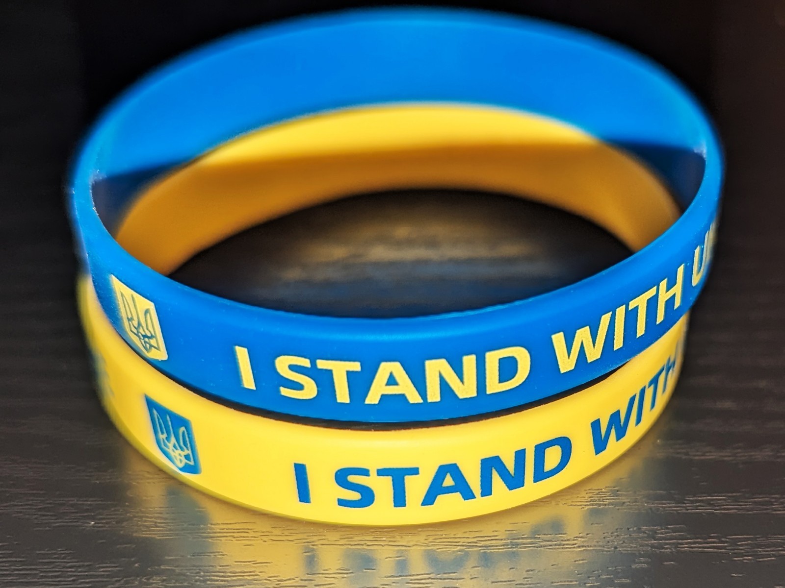 I STAND WITH UKRAINE Silicone Wrist Band Bracelet Wristband Set of 2 BLUE YELLOW
