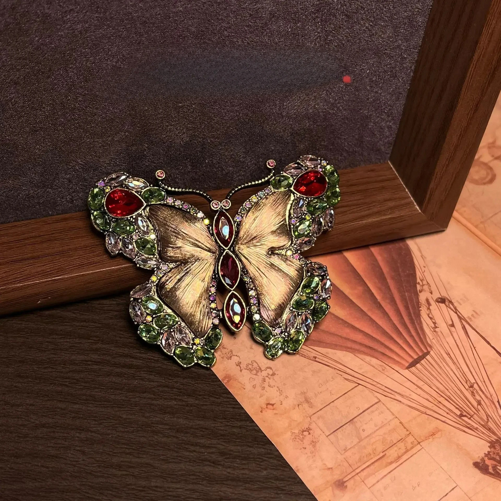 Fashion Retro Literary Elegance Heavy Industry High Butterfly Fairy Cute Brooch