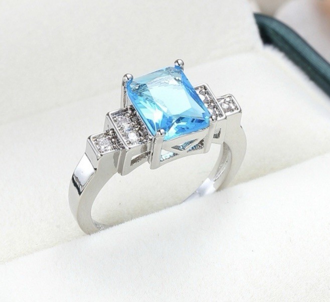 Dazzling Sky Blue Topaz Square Necklace, Earrings, & Ring Size 9.5 Set