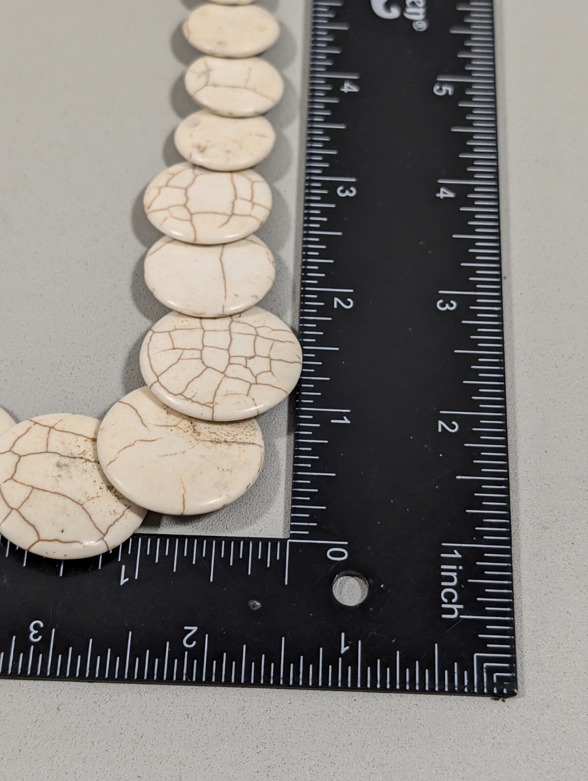 Beachy Coastal Western White Stone Disc Graduated Statement Neckalce