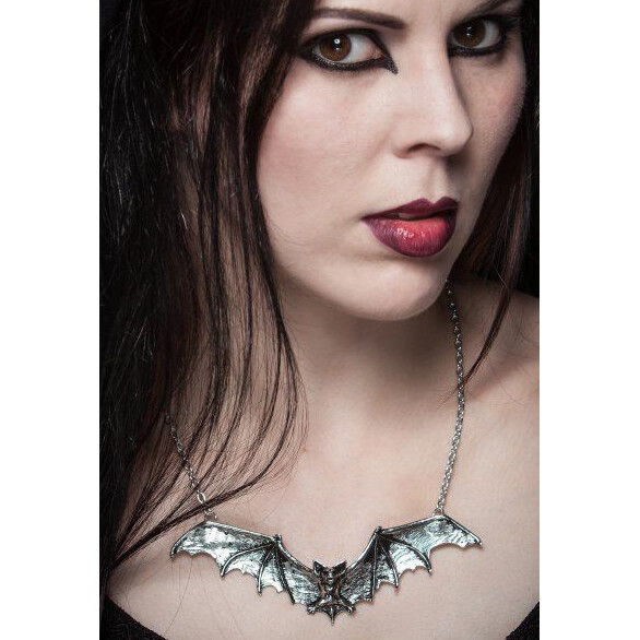 Large Gothic Vampire Bat Necklace 5″ Wide Pewter Pendant by Alchemy Gothic P121