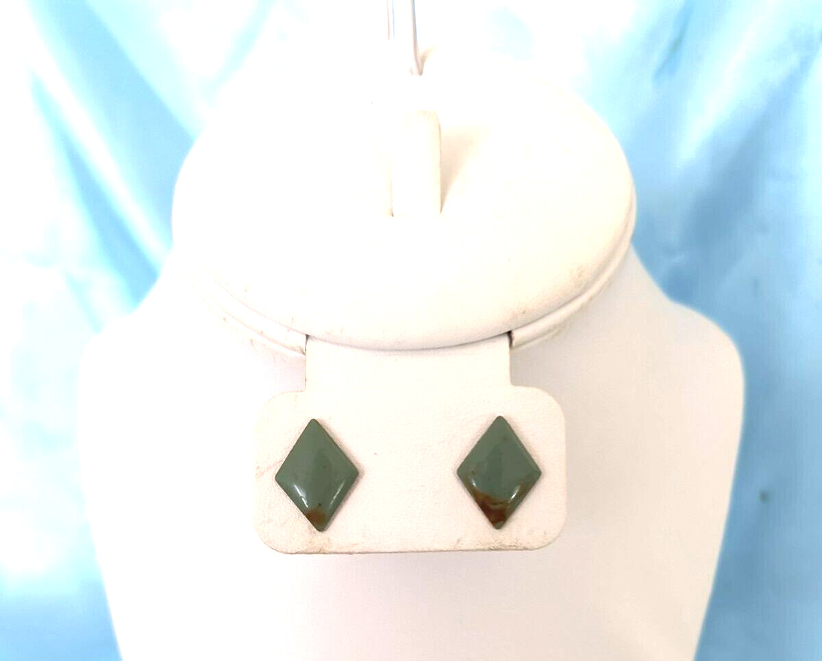 Women’s Stud/ Post Earrings Green Brown Diamond Shaped Metal 5/8″ La Posuette