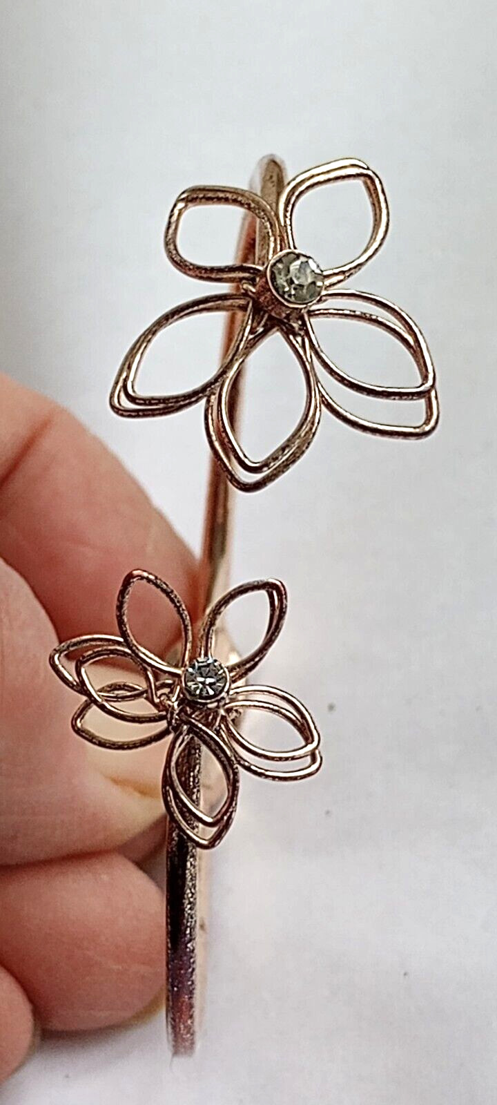 Flower Hinged Bangle Bracelet Modernist Minimalist Open Work Rose Gold Tone 6-8