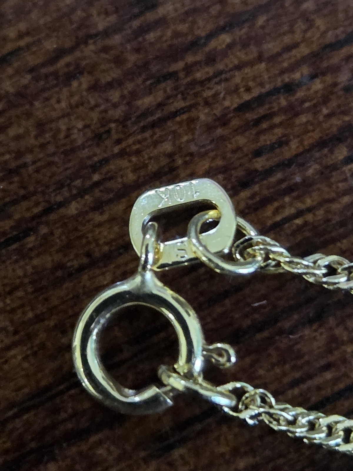 NEW 10k solid gold singapore chain necklace. 18 inch. 1.4mm