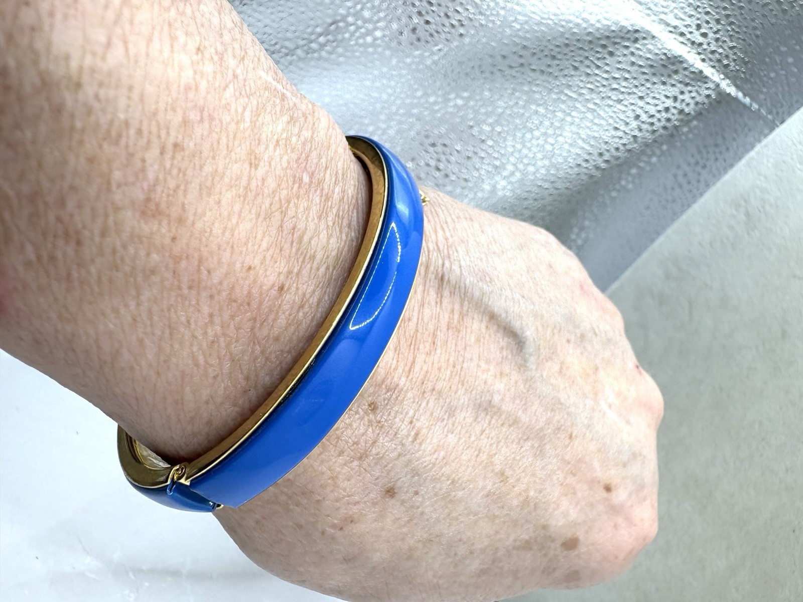 Gold Tone Royal Blue Enamel Oval Hinged Bangle