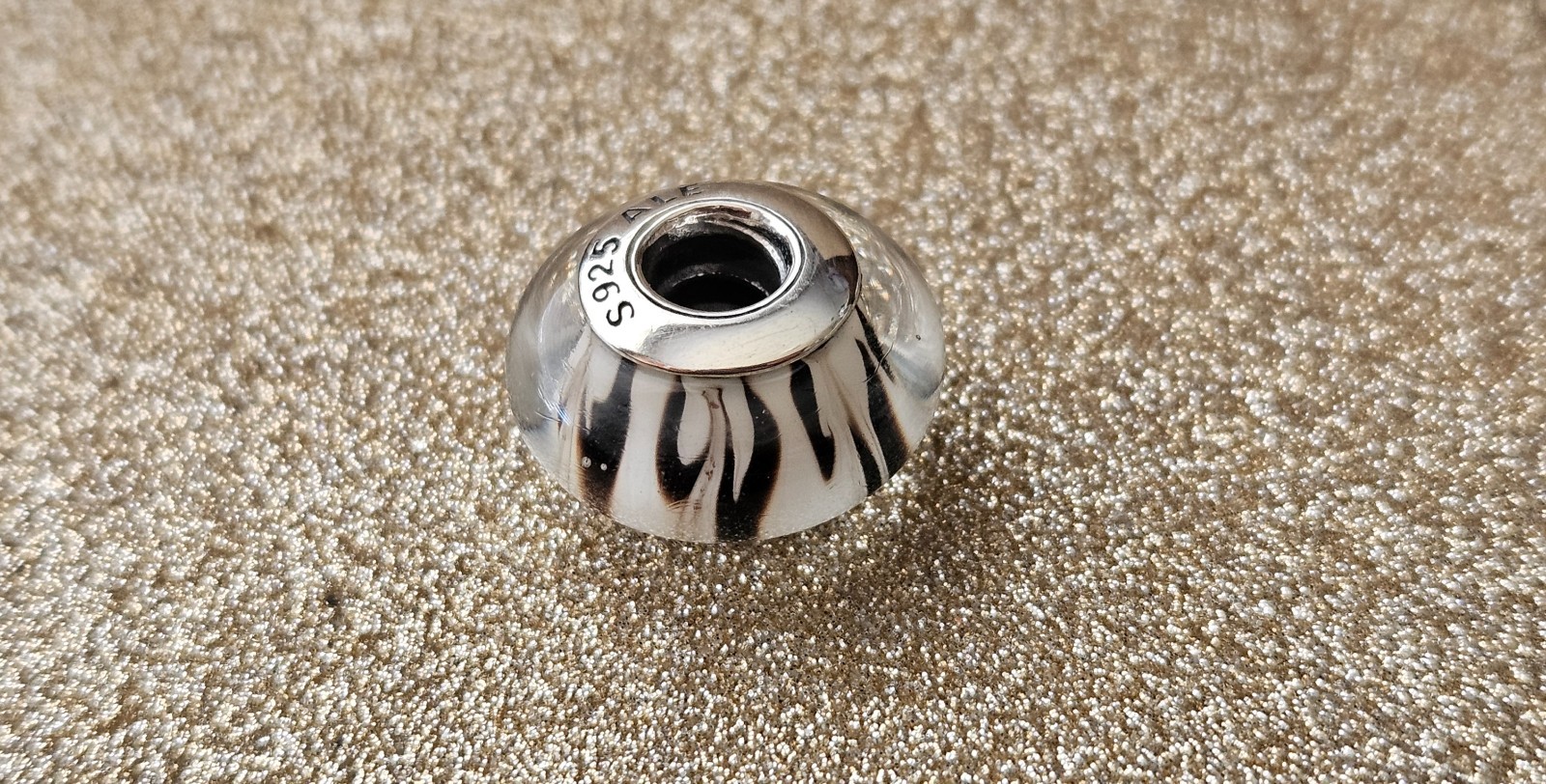 Authentic Pandora Silver Animal Print Zebra Murano Charm