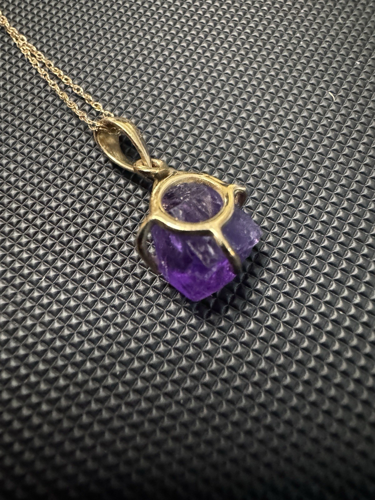 14K Gold Necklace With Genuine Uncut Amethyst Embedded Into Pendant. 18 In, New
