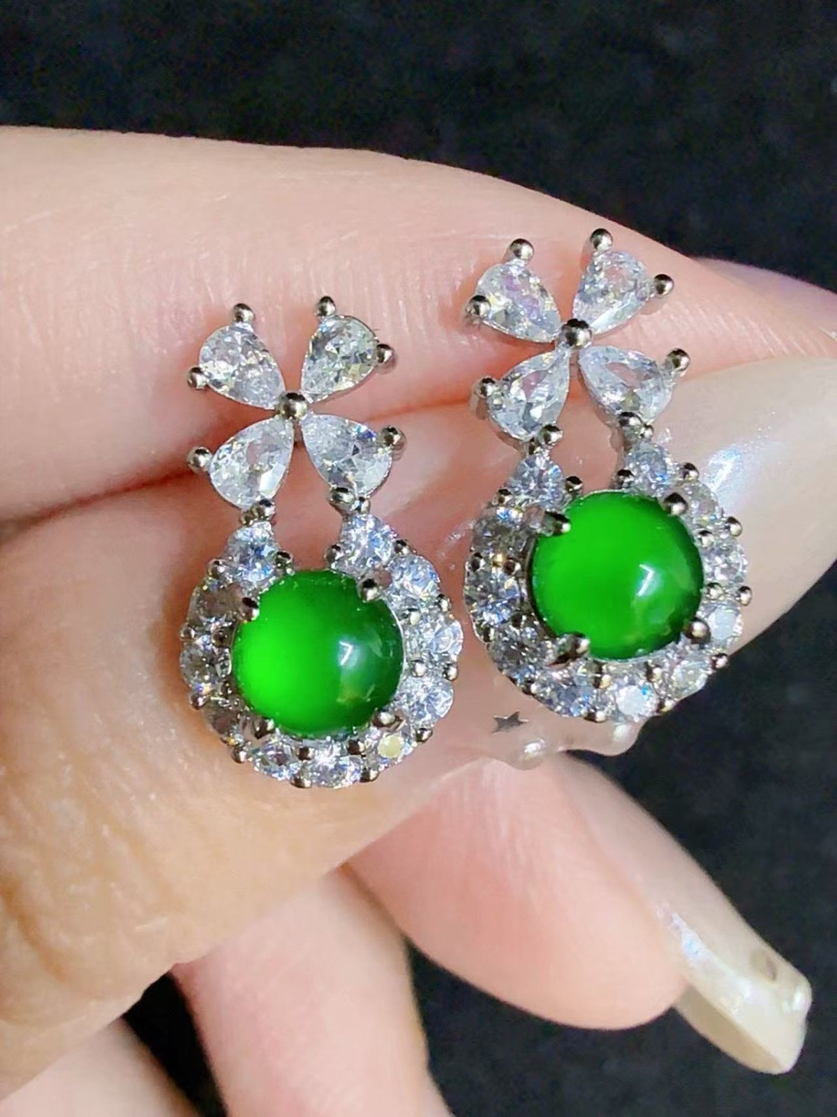 Nice Natural grade A jadeite stud earring