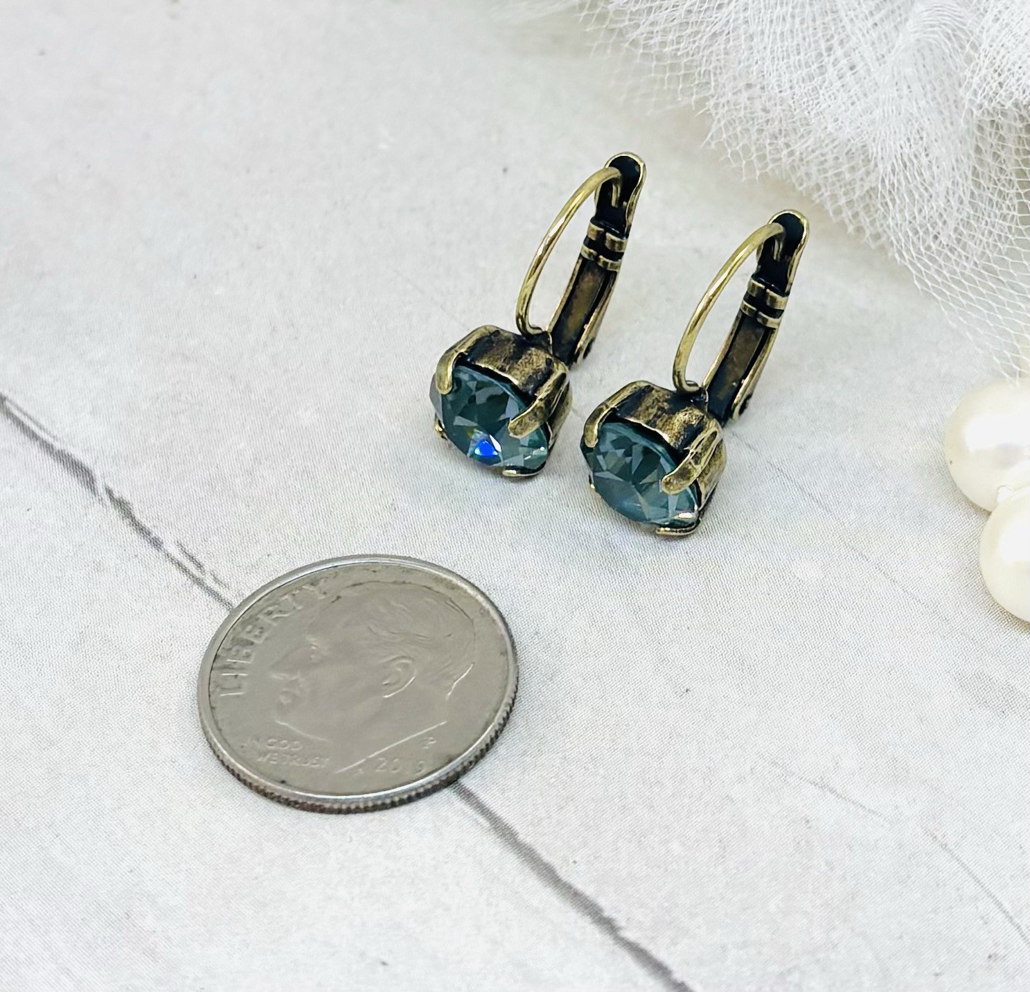 8mm Antique Brass Plated Pine Green Ignite Crystal Cup Chain Earrings