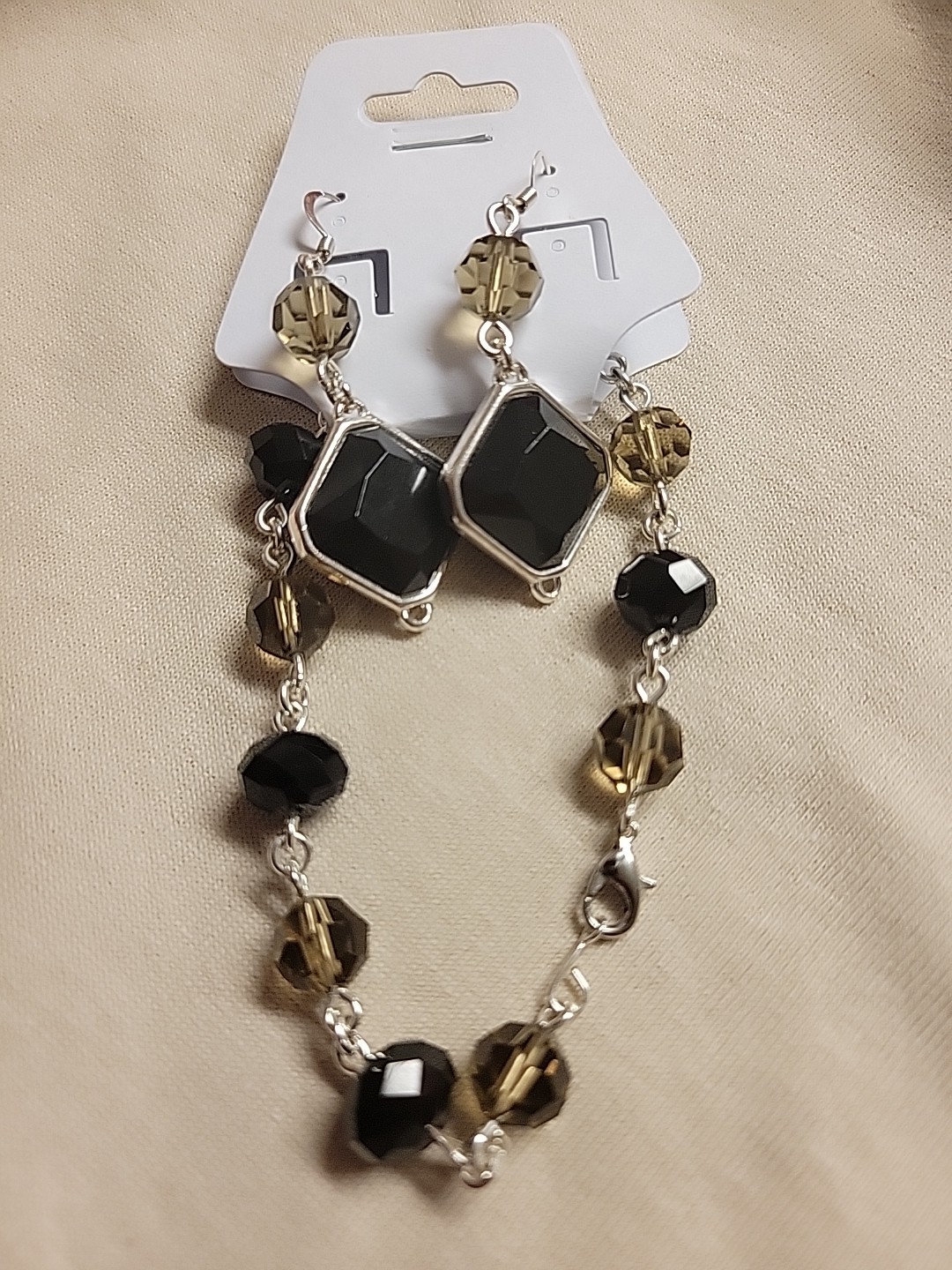 Earrings And Bracelet Black Stones & Green With Metal Brooch
