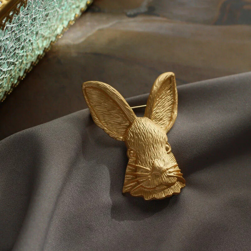 2PCS Rabbit Brooch Female Cute Corsage Cartoon Animal Brooch Pin Accessories