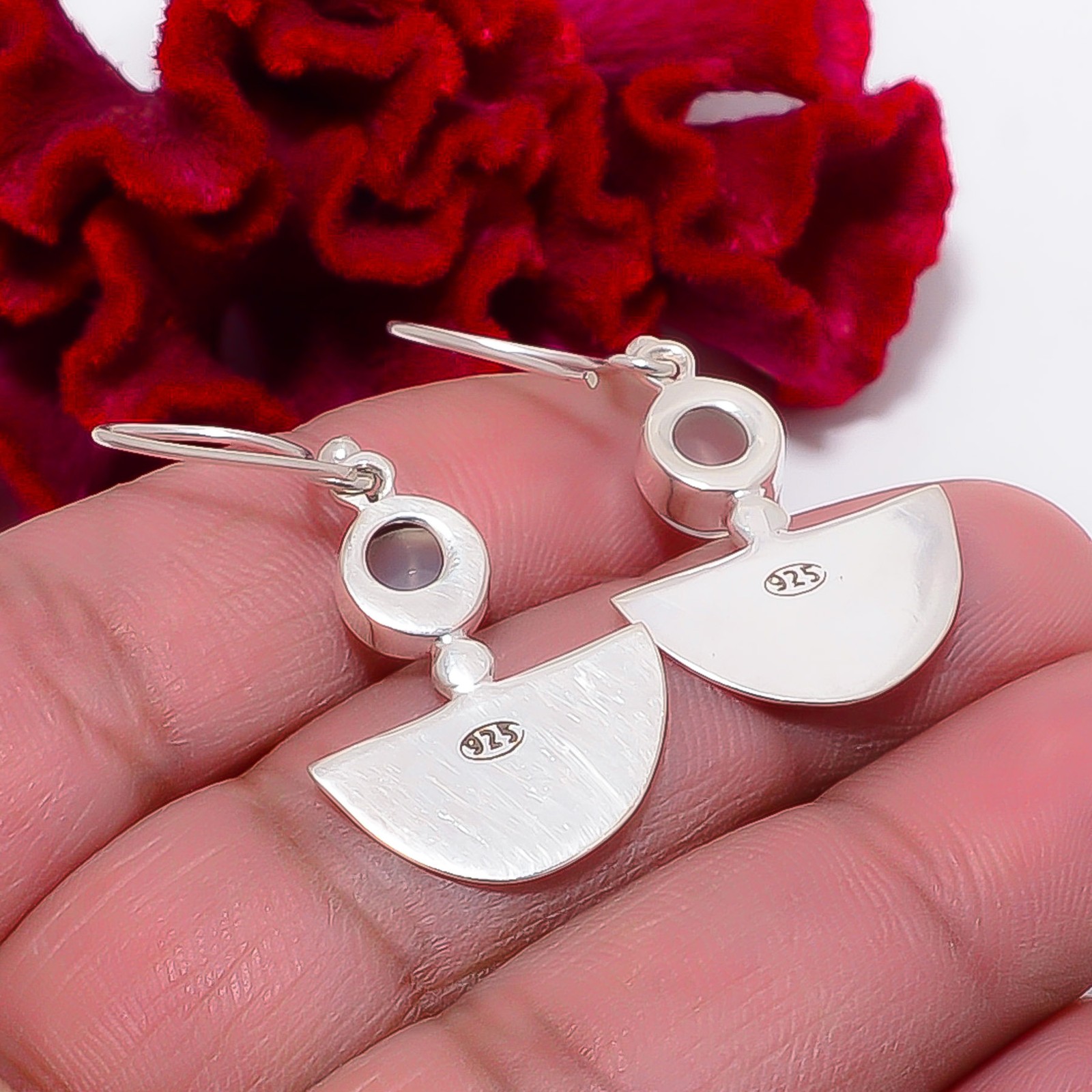 Moonstone – Sri Lanka 925 Sterling Silver Earring 1.56″ E95945