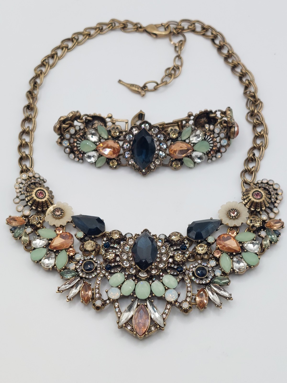 Floral Statement Necklace Bracelet Set Chloe Isabel Blue Peach Mint Earthy Glam
