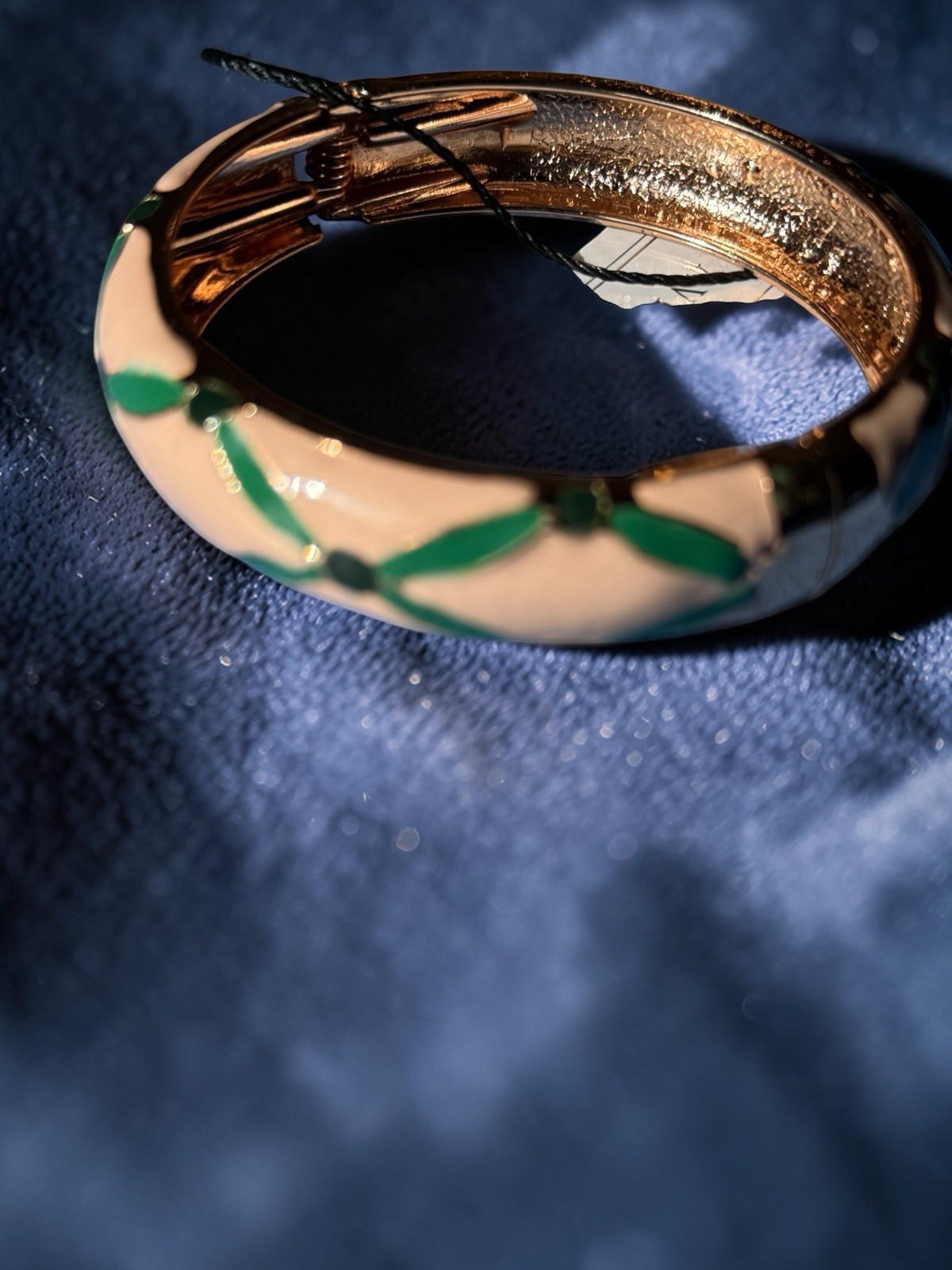 Bangle Bracelet Hinged Pink & Green Gold-tone Brand Avenue 9 NWT