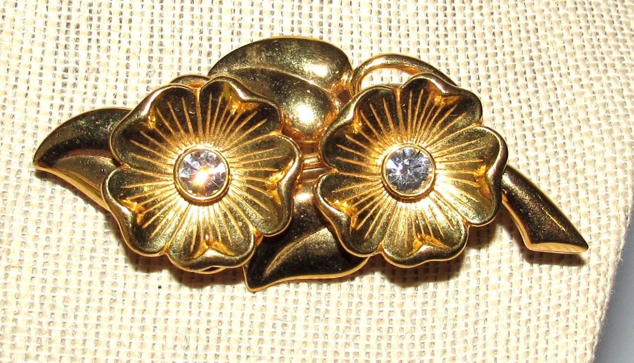 Premier Designs Gold Tone Floral Brooch & Detachable Earrings Set