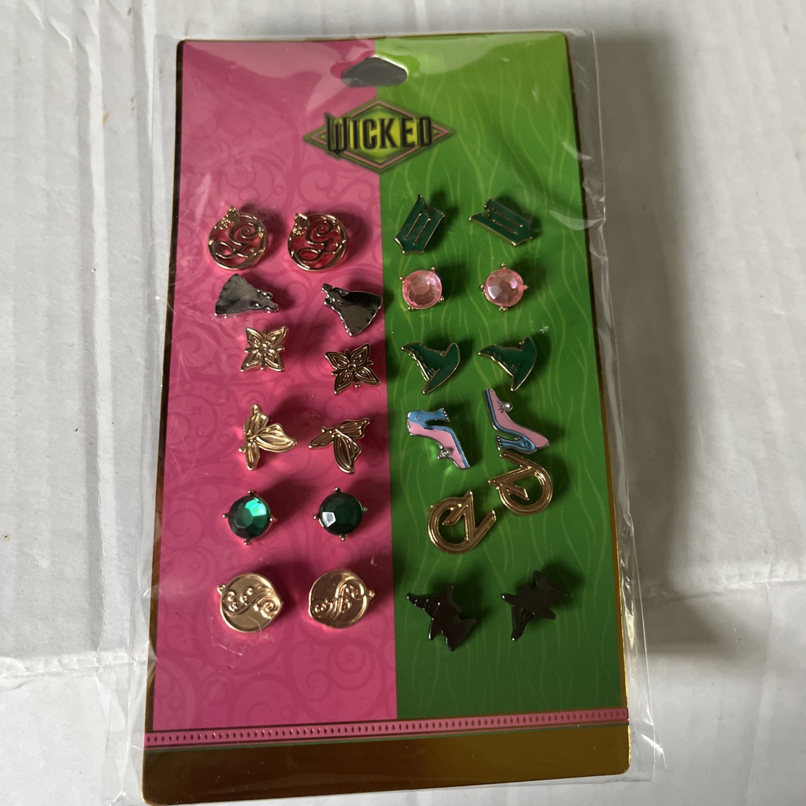 WICKED 12 Piece Earring Set Universal Studios Authentic