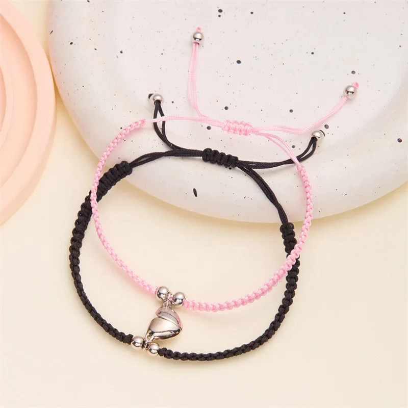 2pcs Magnetic Couple Bracelets Love Heart Shaped Matching Attraction Cat Kitten