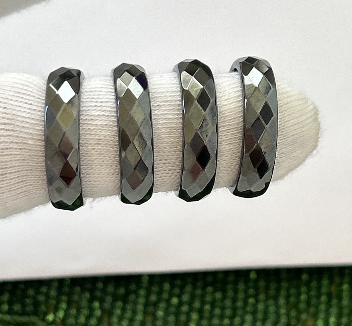 6MM WIDE MAGNETIC HEMATITE FACETED UNISEX RING SIZE 8,8.5, 9.5