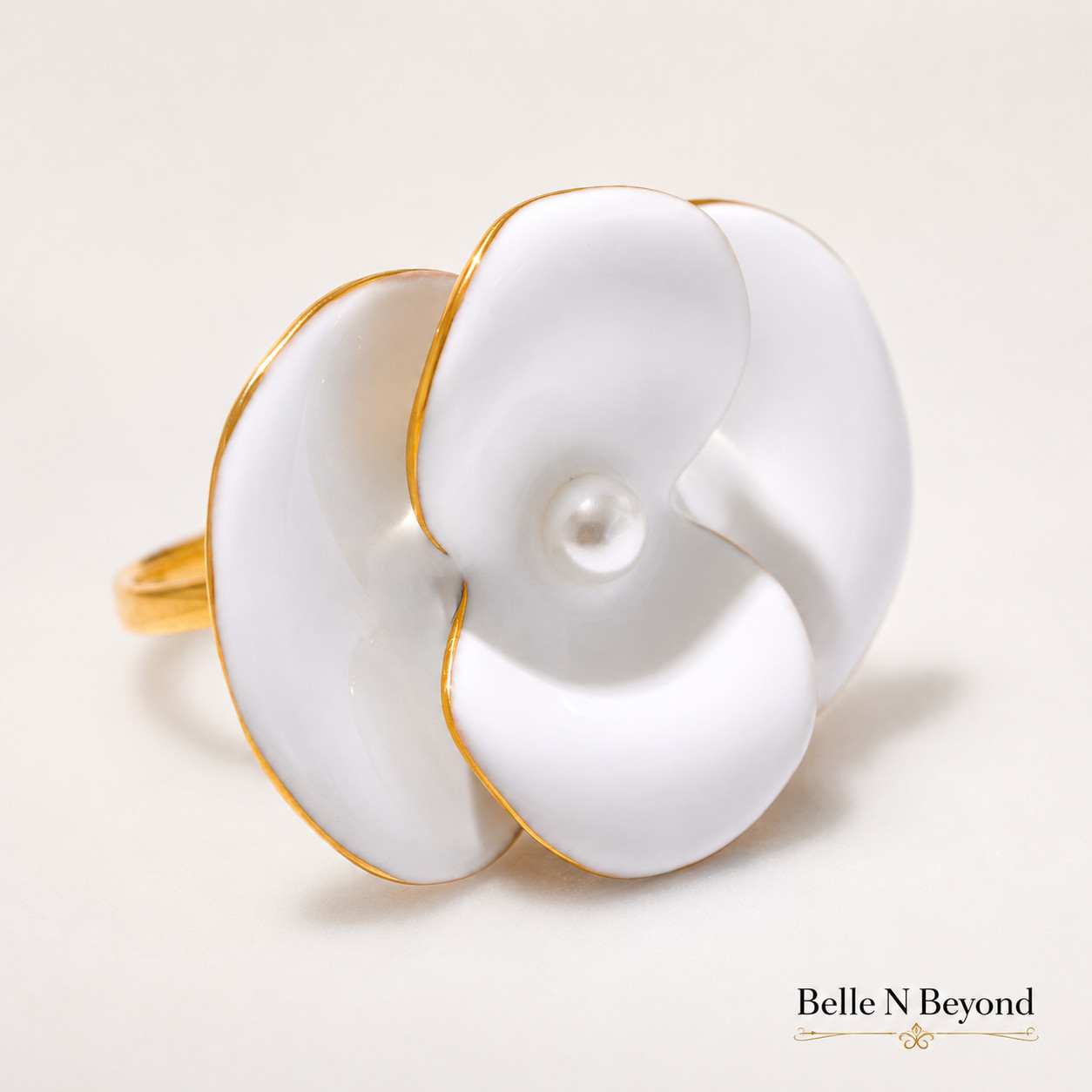 White Enamel Flower Statement Ring Faux Pearl Gold Tone Floral Jewelry