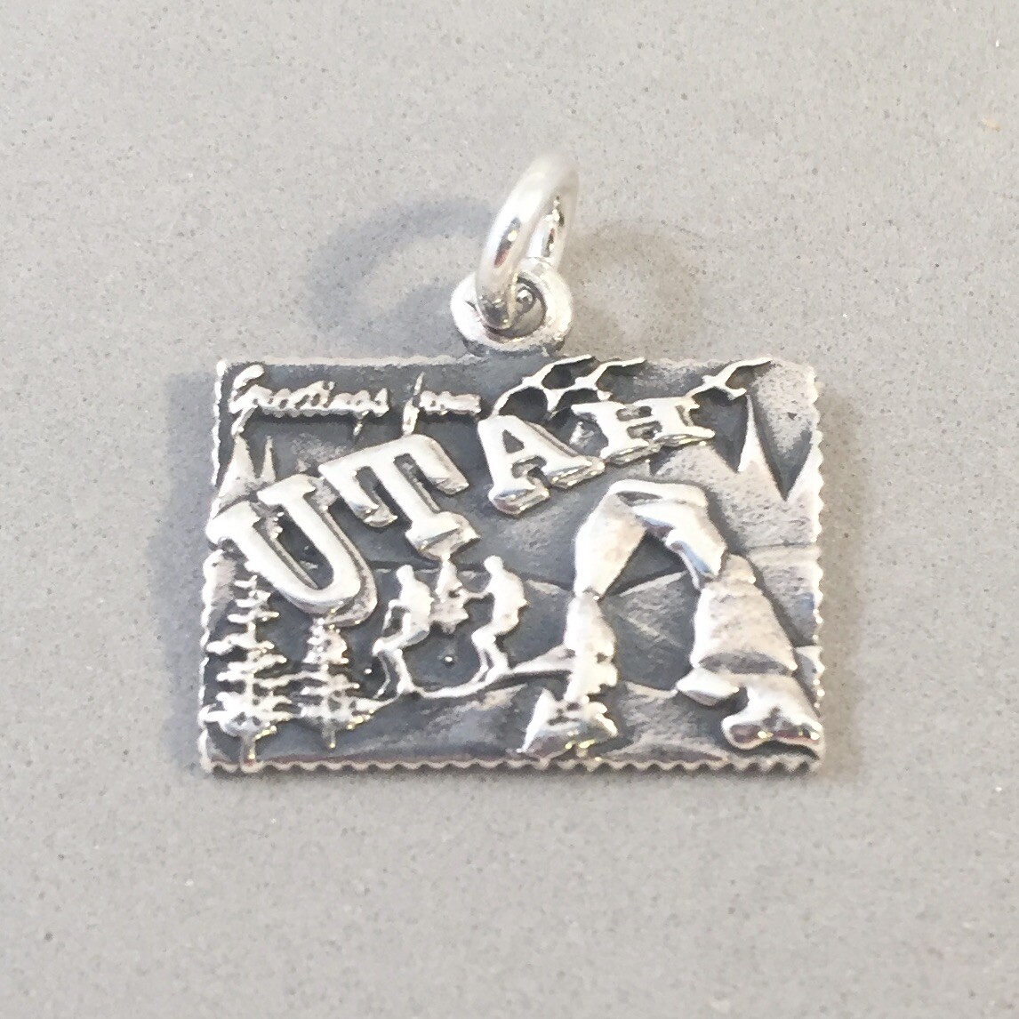 925 Sterling Silver UTAH CHARM Pendant Delicate Arch Skiing TW19