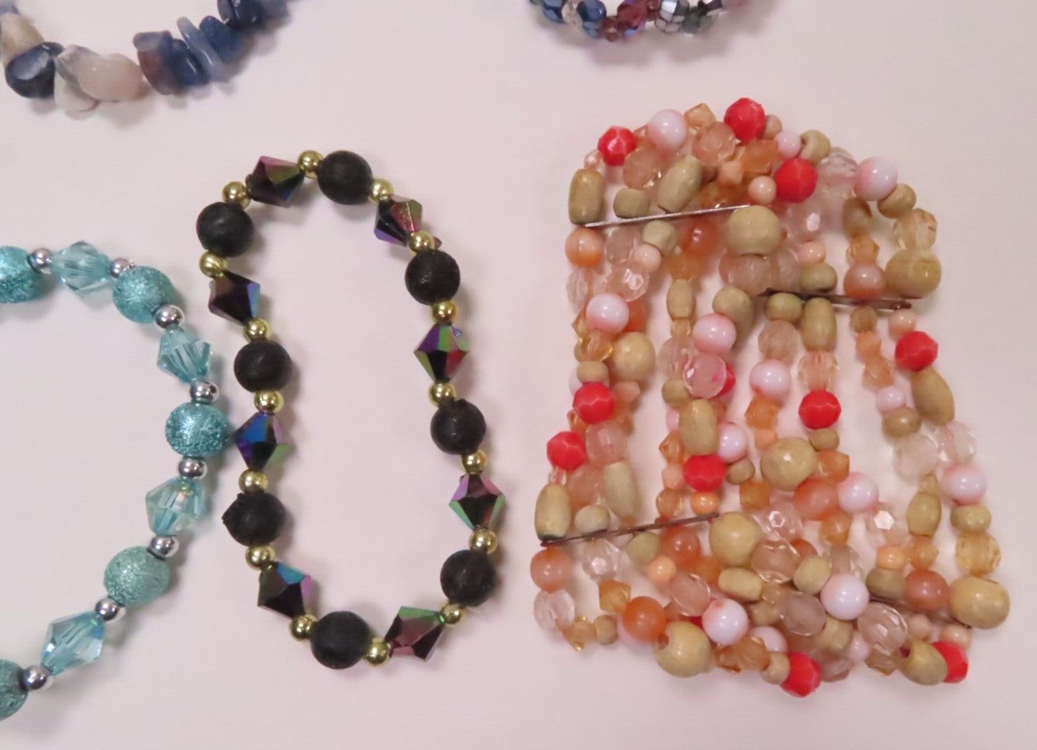 Lot of 13 Beaded Bracelets 10 Stretch 3 Clasp Metal Stone Acrylic Shell Plastic