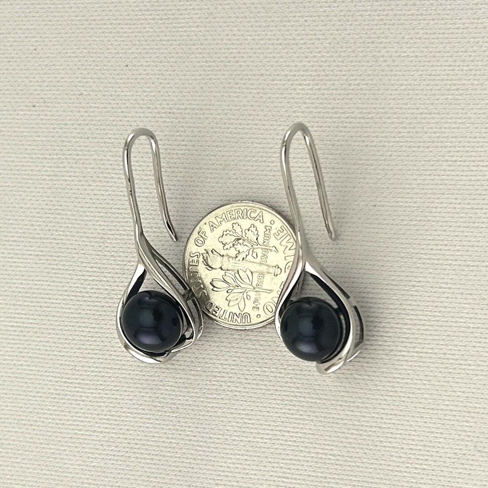Solid Silver .925 Wave Shape; Black Freshwater cultured pearl Hook Earrings