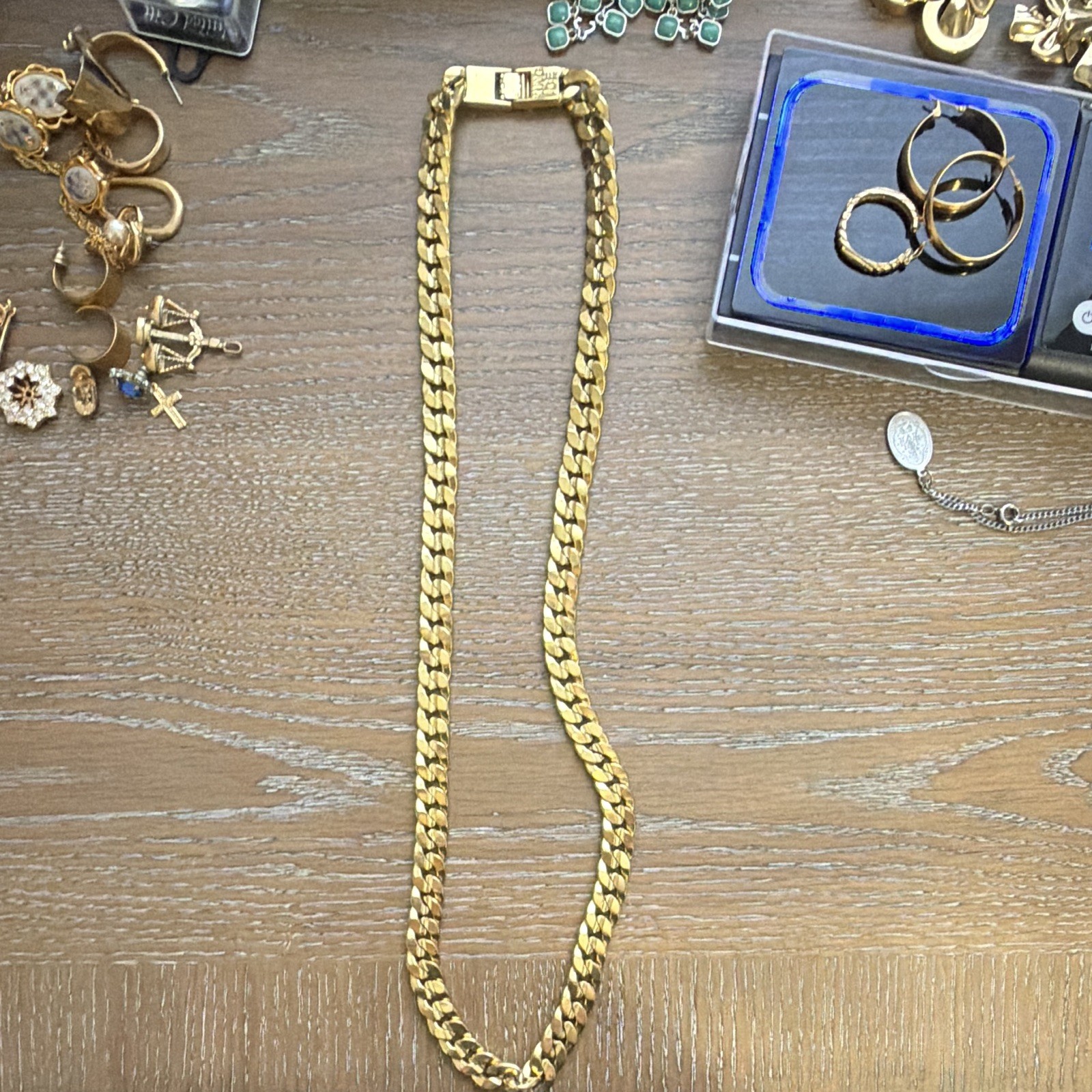 KING ICE Gold Tone Metal Cuban Link Chain Necklace Box Clasp, Signed