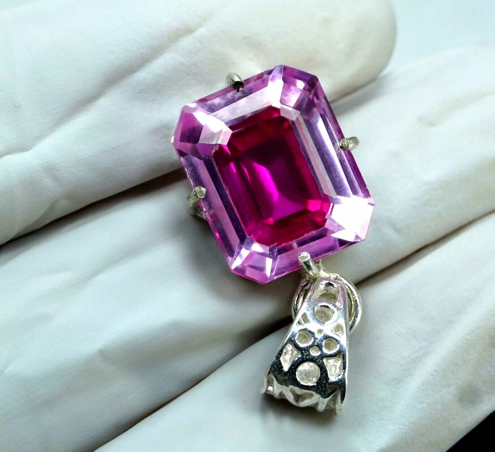 Natural 35.30 Ct Unheated Rare Pitambari Sapphire 925 Silver Pendant Gemstone