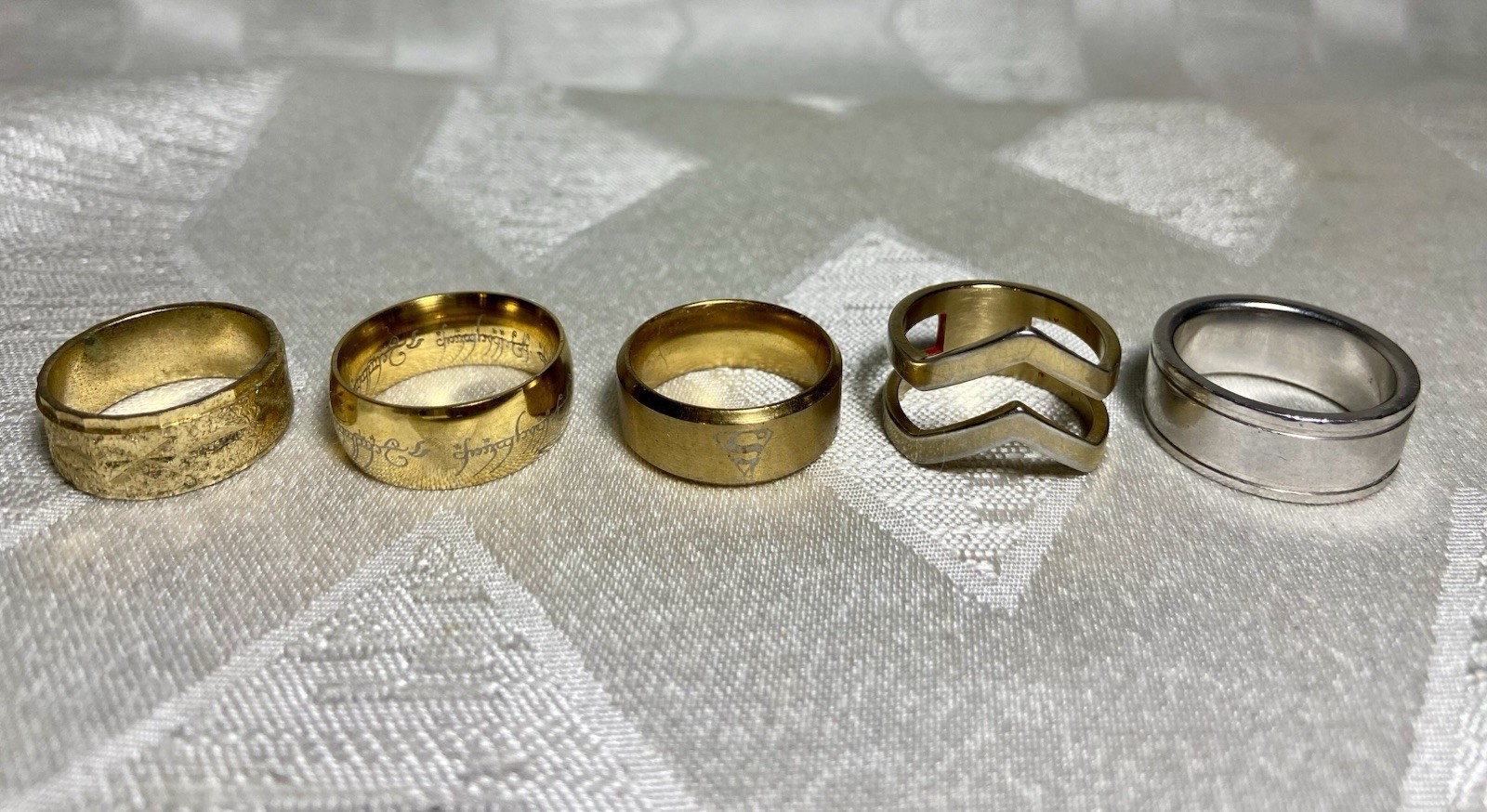 Lot Of 5 Unique Fashion Rings LOTR Superman Band Engraved Mixed Sizes 5-7
