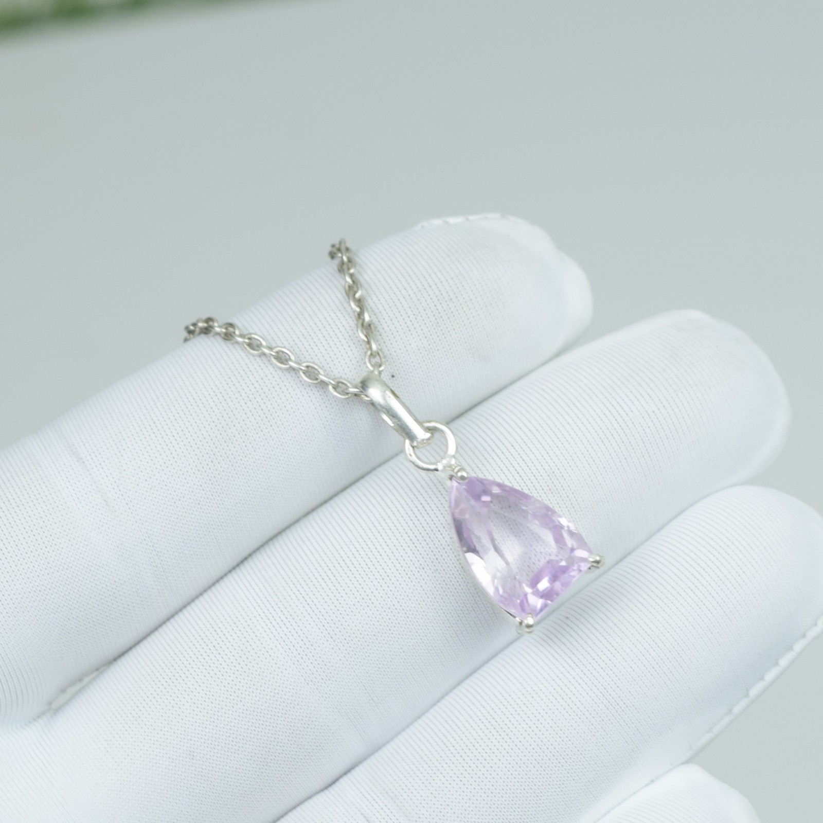 Fancy Cut Loose Gemstone Jewelry, 15Cts Pink Kunzite Sterling Silver Necklace,