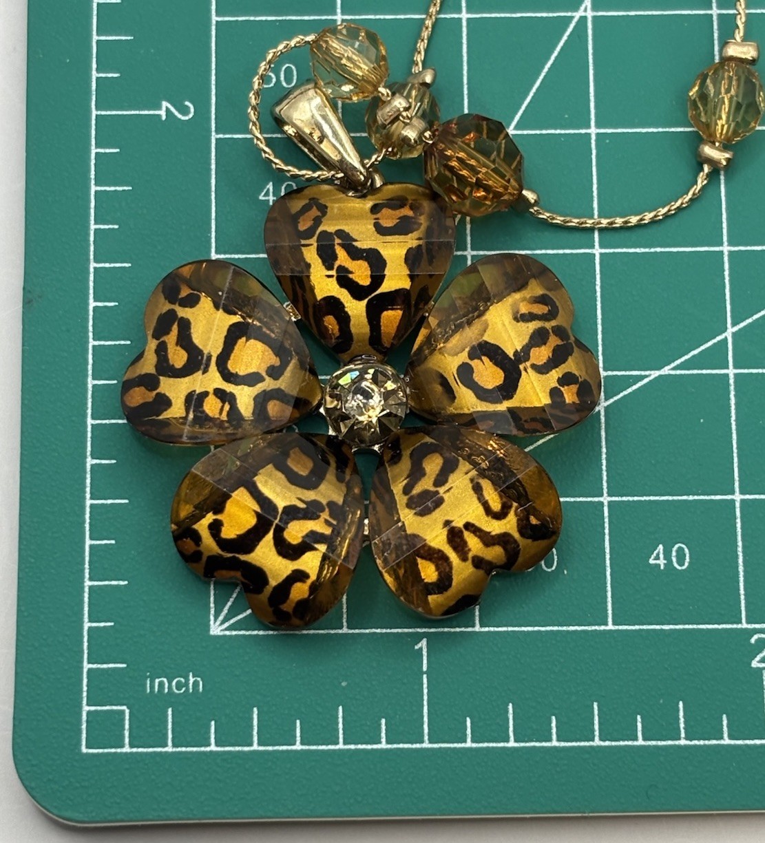 Gold Tone Leopard Print Rhinestone Flower Pendant On Beaded Chain 18-21 In