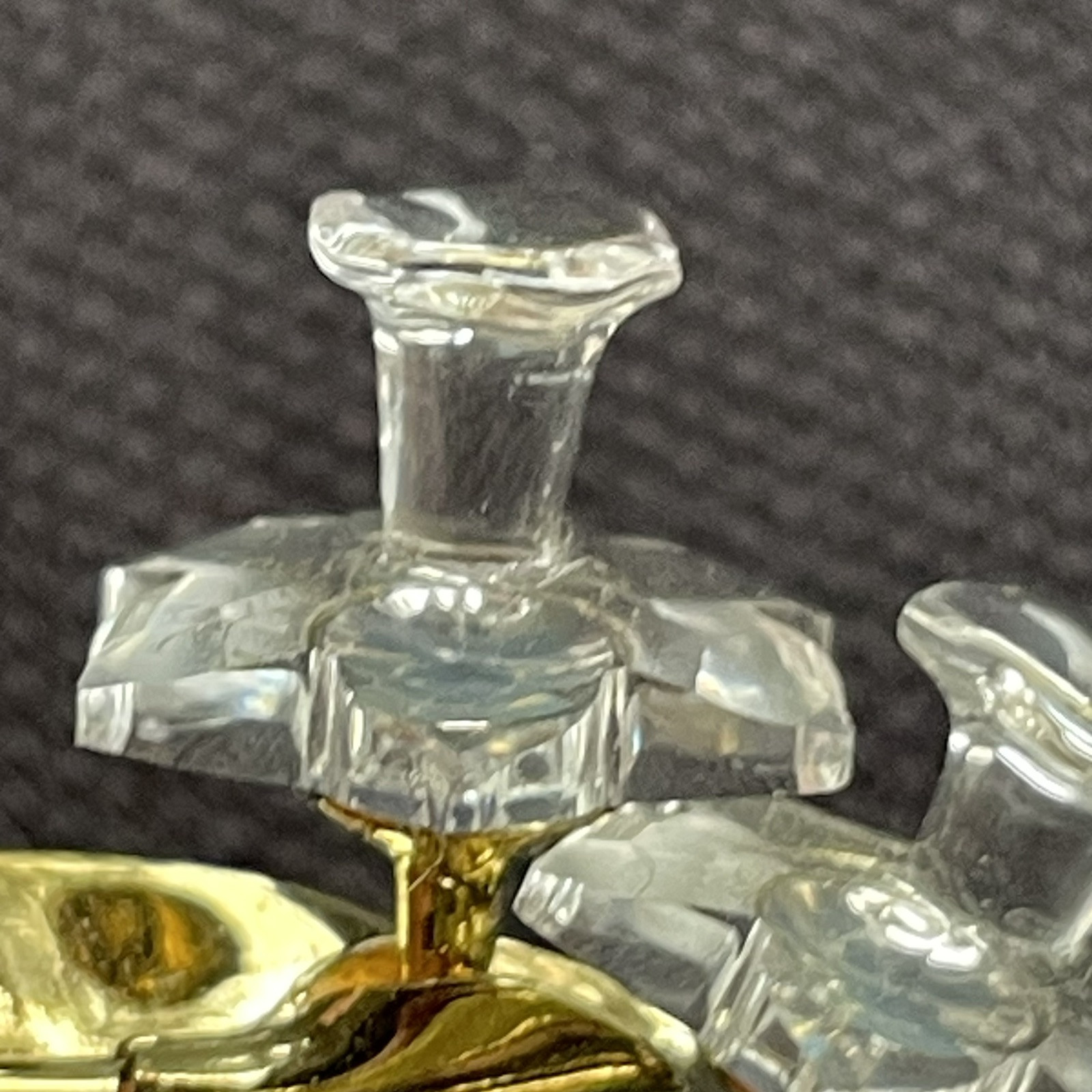 Swarovski Crystal Brooch Memories Daffodil Flowers Pin Swan Logo Gold-tone 1.75”