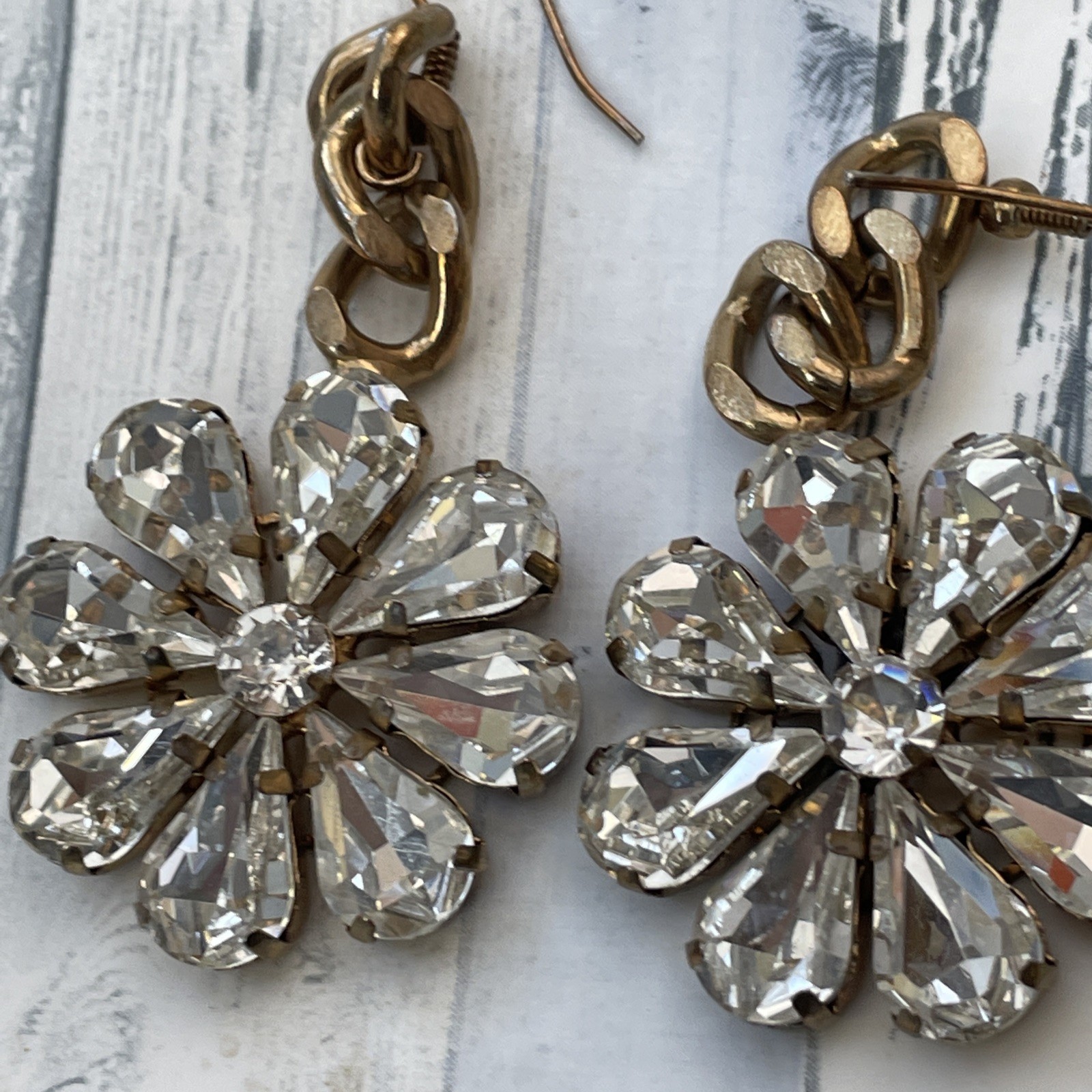 Vintage Oversized Flower Dangle Drop Earrings – Clear Glass Petals – Prong Set