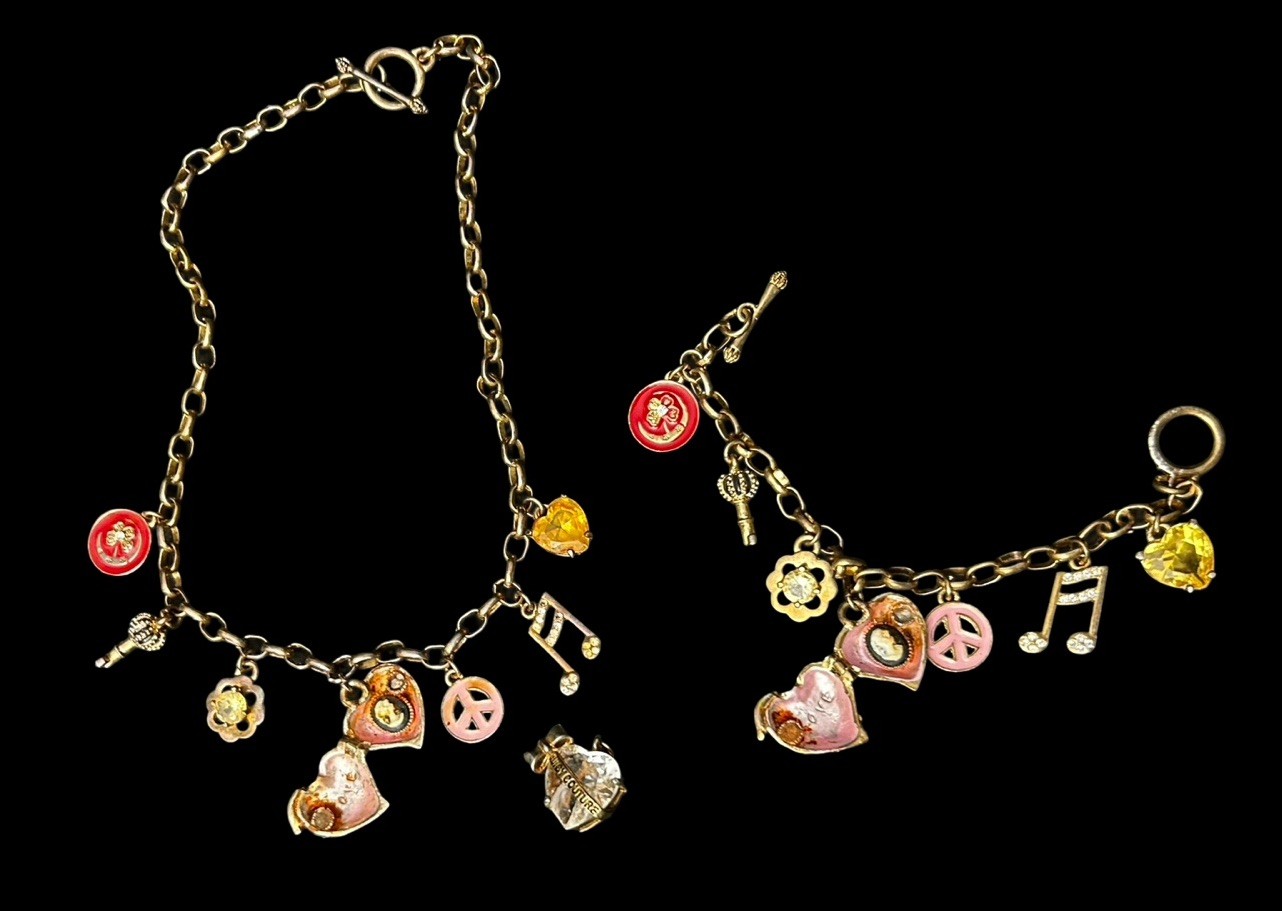 VTG Juicy Couture 7 Charms Necklace & Bracelet Set Hearts Peace Music Note READ