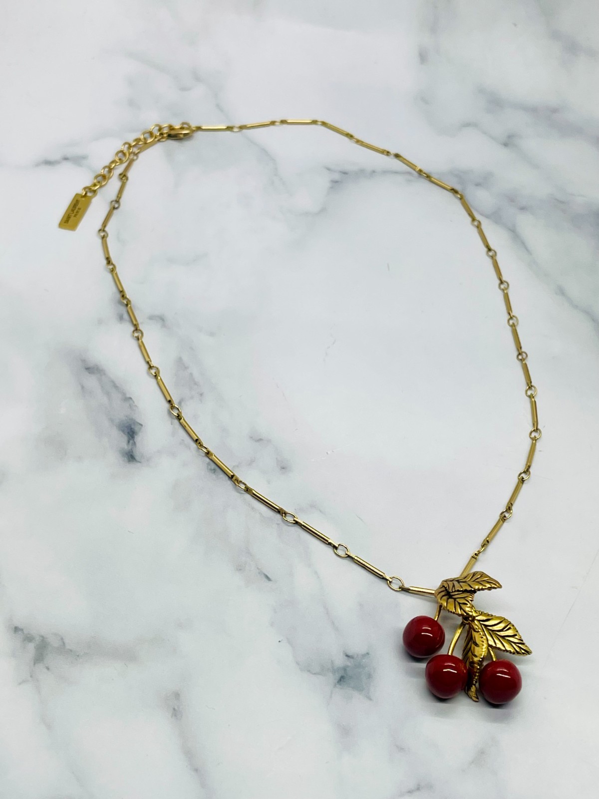 YSL YVES SAINT LAURENT Cherry Pendant Necklace – Pre owned / MF6225