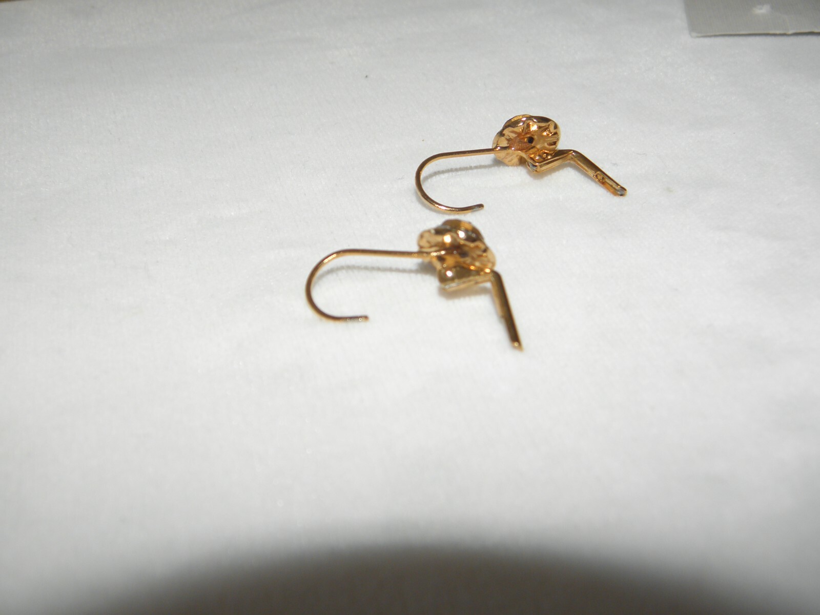 BLUE SAPHIRE EARRINGS AUSTRIAN CRYSTAL DANGLE DROP GOLD TONE NEW FLB