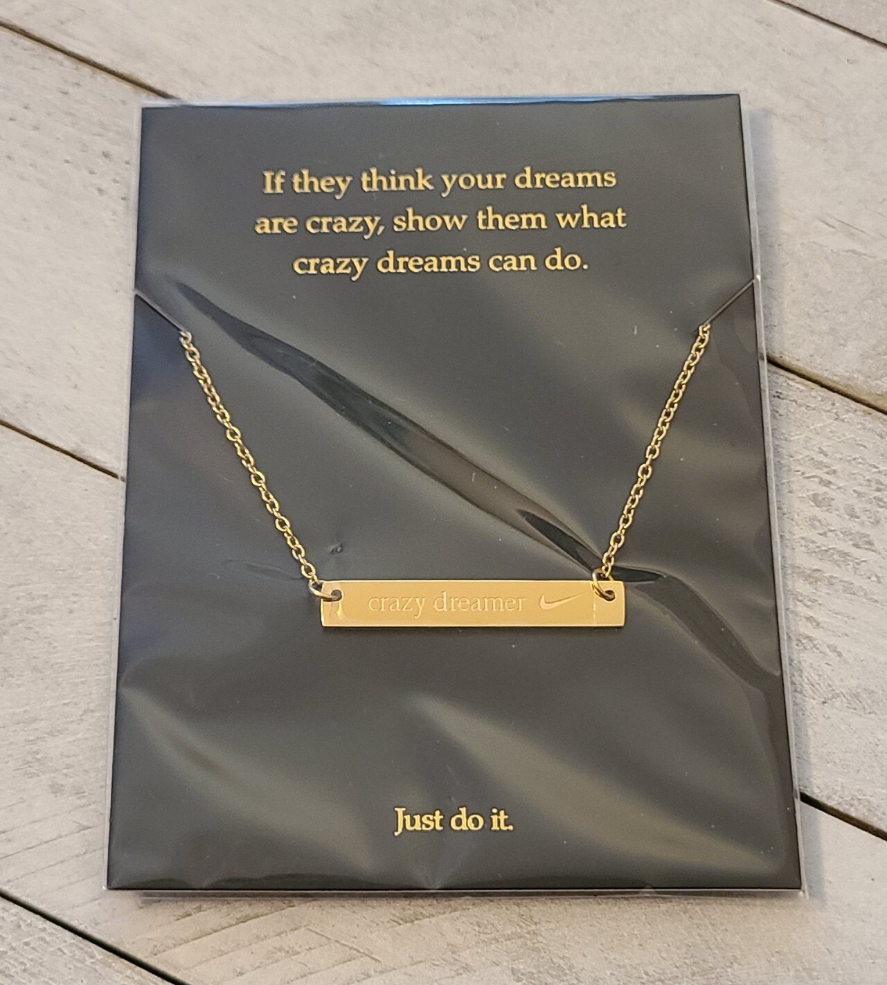 Nike Crazy Dreamer Swoosh Supreme Just Do It Necklace Unisex One Size Retired