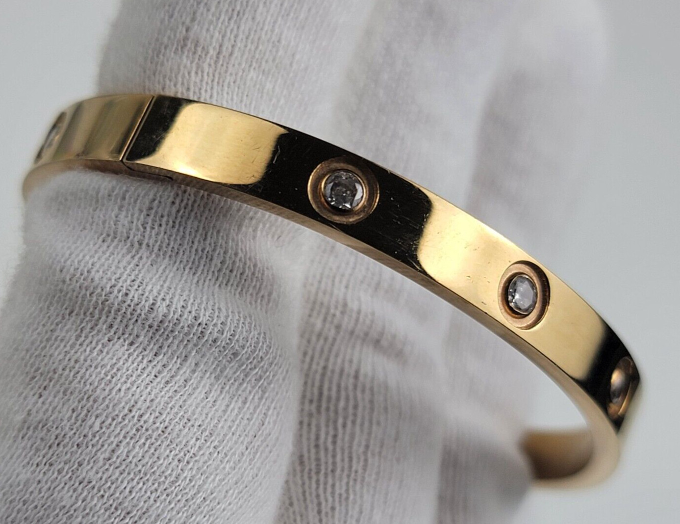 Clear Crystal Inlay Hinged Bangle Bracelet Gold-Tone Oval 6.5 In 6.0 mm Width