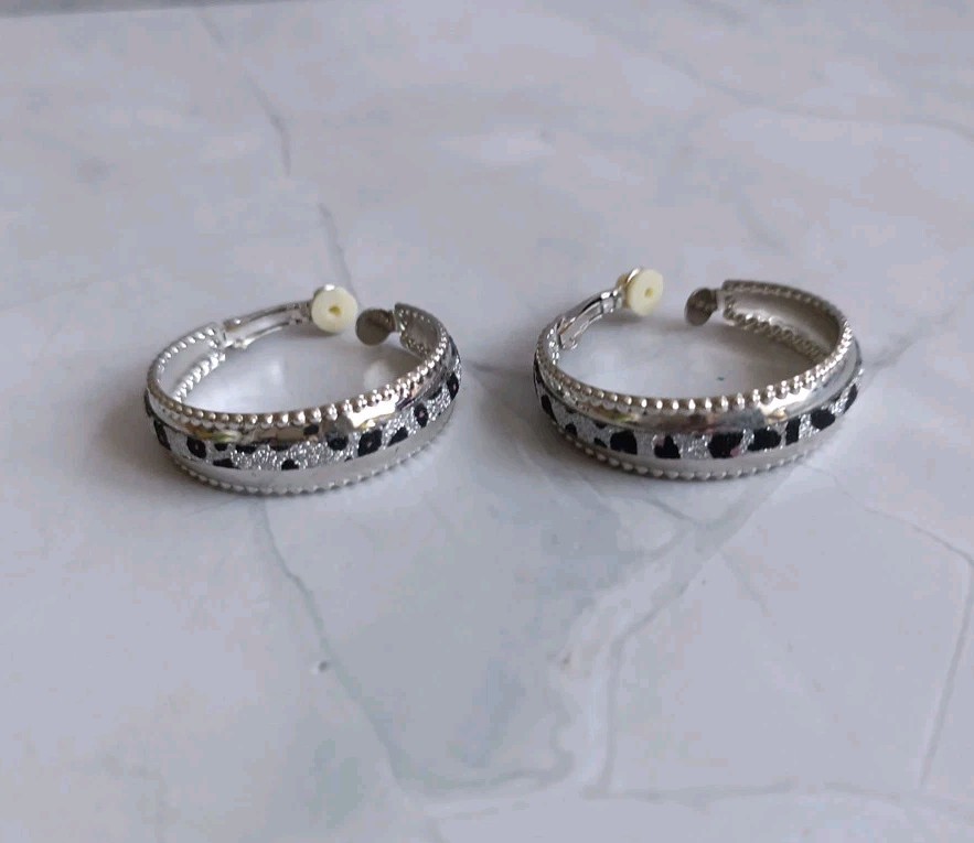 Silver Tone Clip On Hoop Earrings Silver Glitter & Black Accents 3.5cm BNWOT
