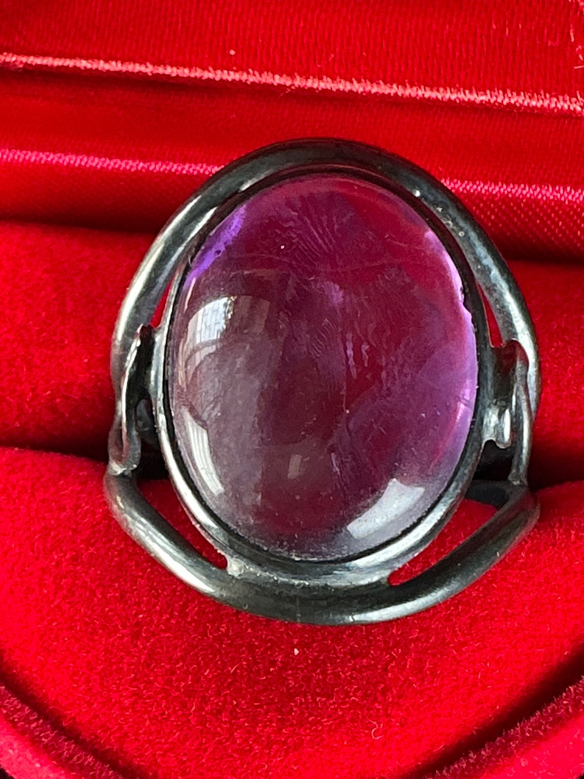 Old Vintage Unique Style Purple Amethyst Stone Silver Ring Size 10