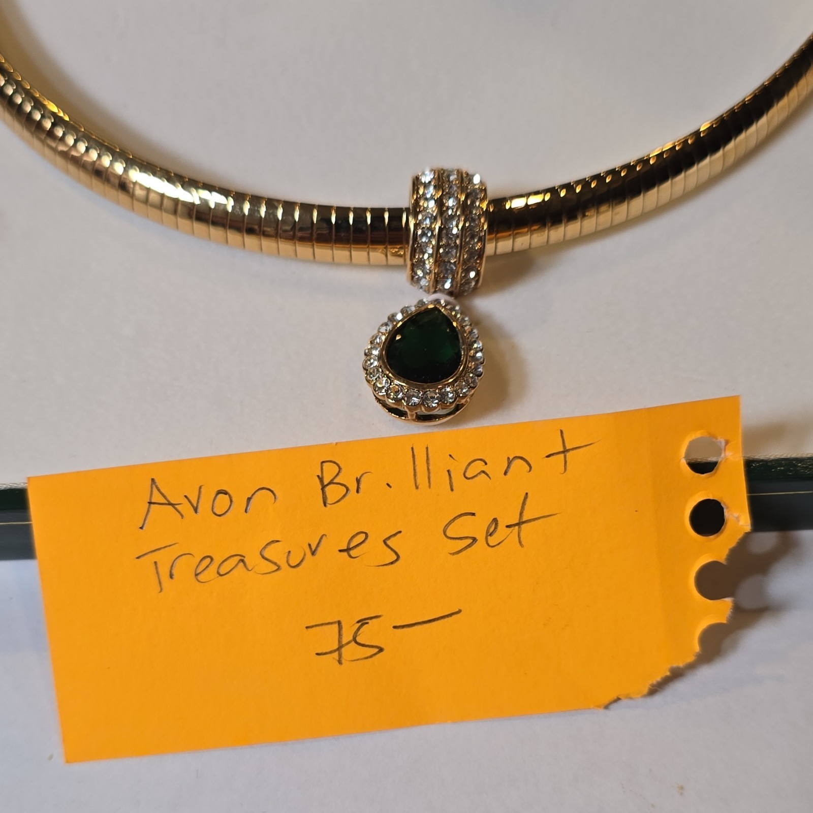 Avon Brilliant Treasures Set Necklace & Earrings Green Teardrop Rhinestone